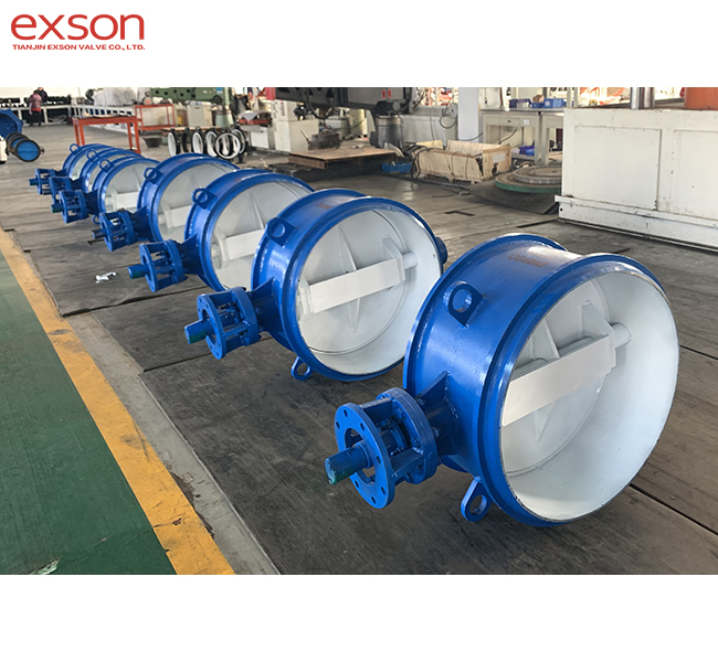 Weld butterfly valve